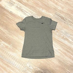 Nike workout tee